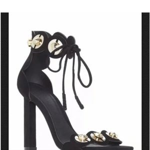 MERCEDES CASTILLO Women's heels size 6 1/2